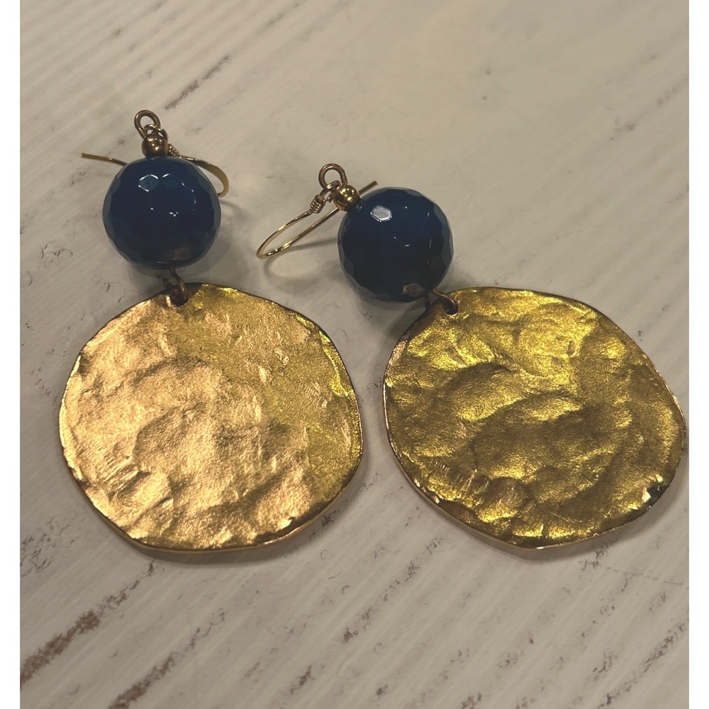 Kenneth Jay Lane Hammered Gold Medallion & Blue Agate Pierce Wire Earring Signed - Picture 1 of 13